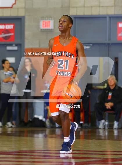 Thumbnail 3 in St. Augustine vs. Whitney Young (Nike Extravaganza) photogallery.