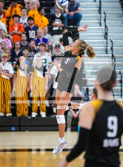 Thumbnail 2 in Dakota Ridge @ Green Mountain photogallery.