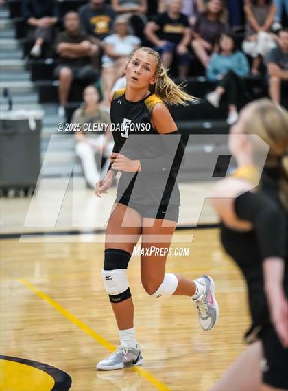 Thumbnail 3 in Dakota Ridge @ Green Mountain photogallery.