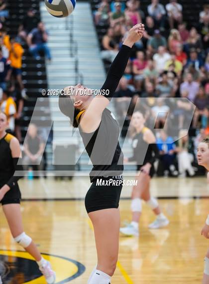 Thumbnail 1 in Dakota Ridge @ Green Mountain photogallery.