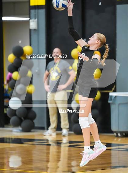 Thumbnail 1 in Dakota Ridge @ Green Mountain photogallery.