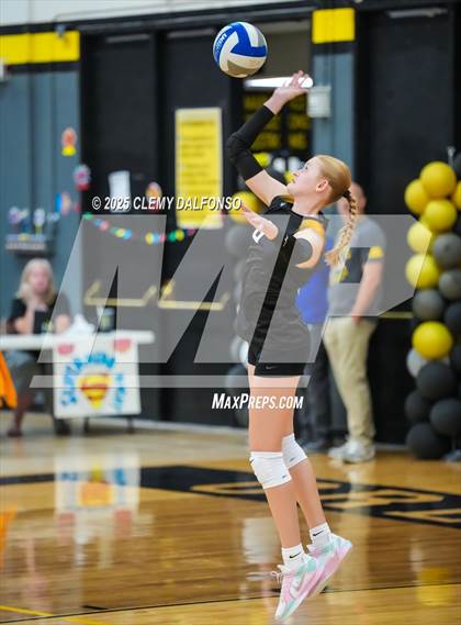 Thumbnail 3 in Dakota Ridge @ Green Mountain photogallery.