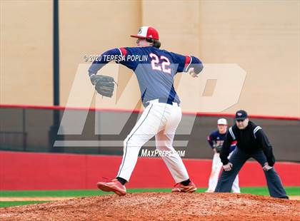 Thumbnail 2 in West-Oak @ Greenville photogallery.