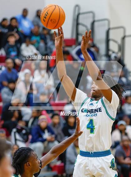 Thumbnail 2 in Grayson vs. Combine Academy National (Hard in the Paint) photogallery.