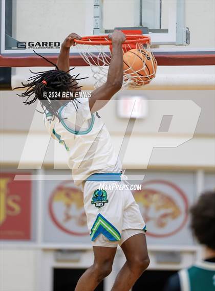 Thumbnail 1 in Grayson vs. Combine Academy National (Hard in the Paint) photogallery.