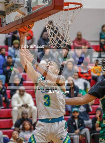 Thumbnail 3 in Grayson vs. Combine Academy National (Hard in the Paint) photogallery.