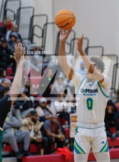 Thumbnail 3 in Grayson vs. Combine Academy National (Hard in the Paint) photogallery.