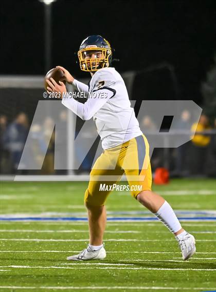 Thumbnail 2 in Archbishop Moeller @ St. Xavier (OHSAA Region 4 Regional Quarterfinal) photogallery.