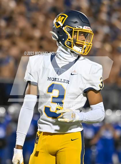 Thumbnail 2 in Archbishop Moeller @ St. Xavier (OHSAA Region 4 Regional Quarterfinal) photogallery.