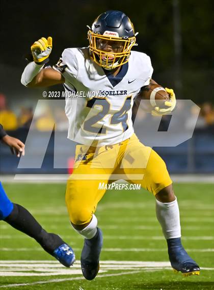 Thumbnail 2 in Archbishop Moeller @ St. Xavier (OHSAA Region 4 Regional Quarterfinal) photogallery.