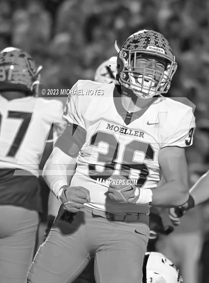 Thumbnail 2 in Archbishop Moeller @ St. Xavier (OHSAA Region 4 Regional Quarterfinal) photogallery.