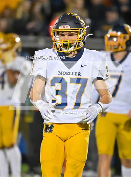 Thumbnail 2 in Archbishop Moeller @ St. Xavier (OHSAA Region 4 Regional Quarterfinal) photogallery.