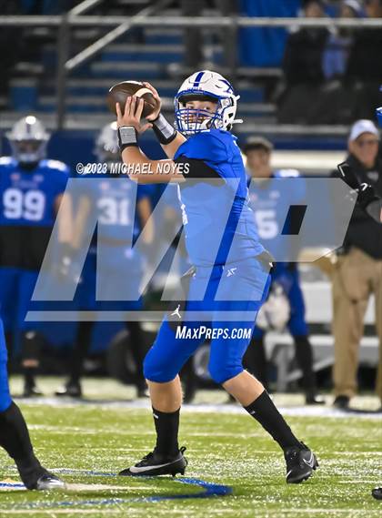 Thumbnail 2 in Archbishop Moeller @ St. Xavier (OHSAA Region 4 Regional Quarterfinal) photogallery.