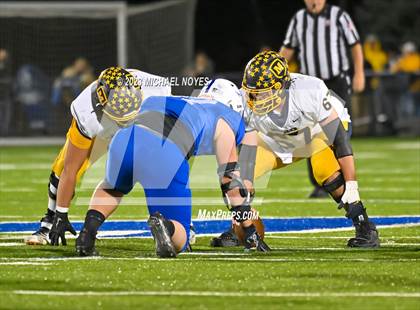 Thumbnail 2 in Archbishop Moeller @ St. Xavier (OHSAA Region 4 Regional Quarterfinal) photogallery.