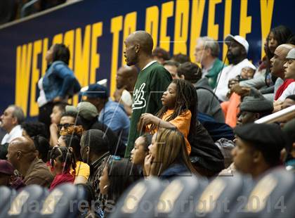 Thumbnail 2 in El Cerrito vs. Sacred Heart Cathedral (MaxPreps MLK Classic) photogallery.