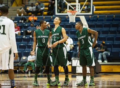 Thumbnail 2 in El Cerrito vs. Sacred Heart Cathedral (MaxPreps MLK Classic) photogallery.