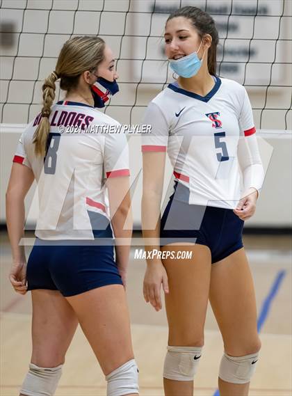 Thumbnail 1 in Overhills @ Terry Sanford photogallery.