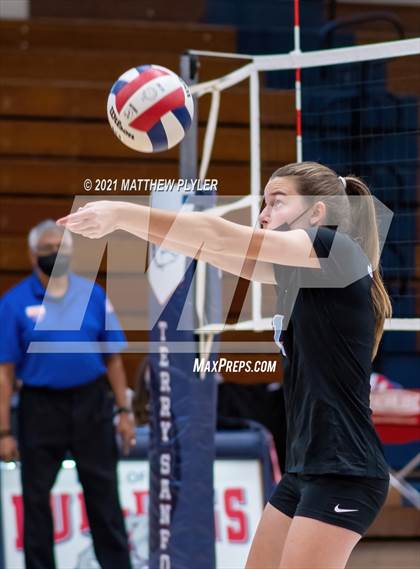 Thumbnail 1 in Overhills @ Terry Sanford photogallery.