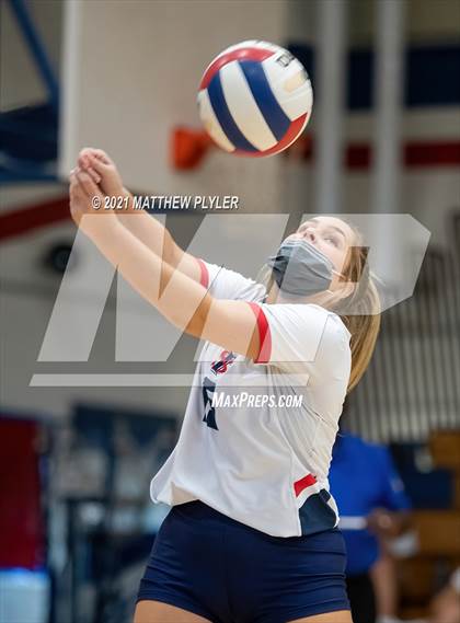 Thumbnail 2 in Overhills @ Terry Sanford photogallery.
