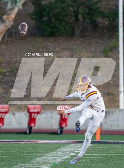 Thumbnail 3 in Archbishop Mitty vs. Menlo-Atherton photogallery.