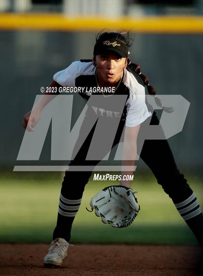 Thumbnail 2 in Fossil Ridge vs Keller photogallery.