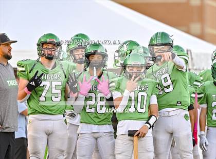 Thumbnail 1 in Greenfield-Central @ Yorktown photogallery.