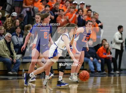 Thumbnail 3 in Mountain View vs. Greenwood (PIAA 1A Semifinal) photogallery.