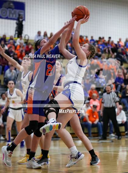 Thumbnail 1 in Mountain View vs. Greenwood (PIAA 1A Semifinal) photogallery.