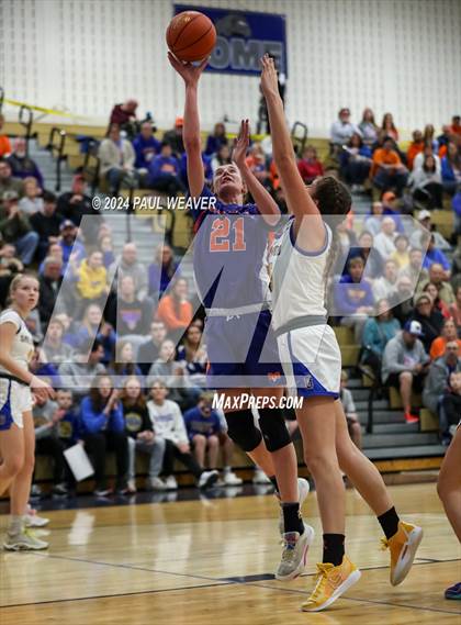 Thumbnail 1 in Mountain View vs. Greenwood (PIAA 1A Semifinal) photogallery.