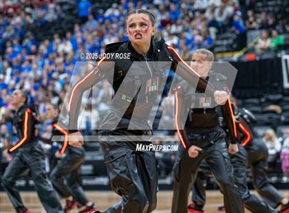 Thumbnail 1 in UHSAA 6A State Championship photogallery.