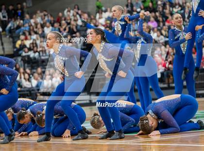 Thumbnail 1 in UHSAA 6A State Championship photogallery.