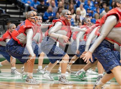 Thumbnail 3 in UHSAA 6A State Championship photogallery.