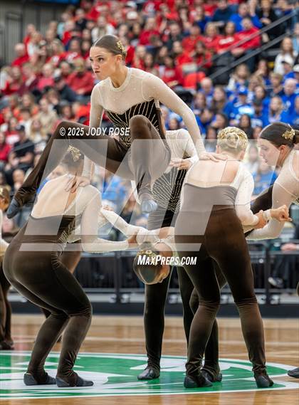 Thumbnail 3 in UHSAA 6A State Championship photogallery.