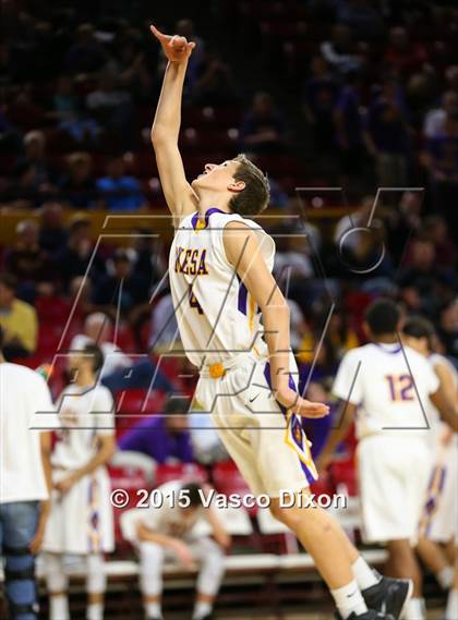 Thumbnail 1 in Desert Vista vs. Mesa (AIA Division 1 Quarterfinal) photogallery.