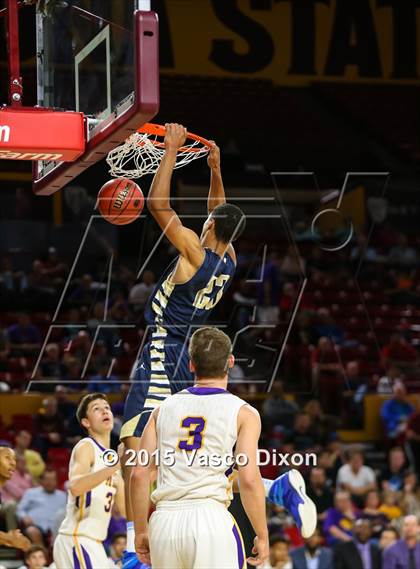 Thumbnail 2 in Desert Vista vs. Mesa (AIA Division 1 Quarterfinal) photogallery.