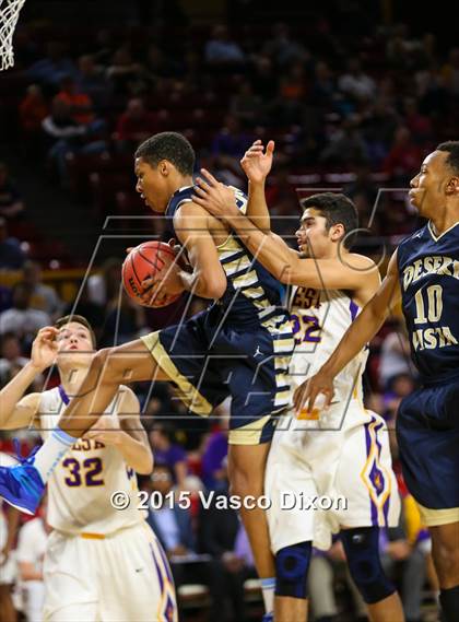 Thumbnail 1 in Desert Vista vs. Mesa (AIA Division 1 Quarterfinal) photogallery.