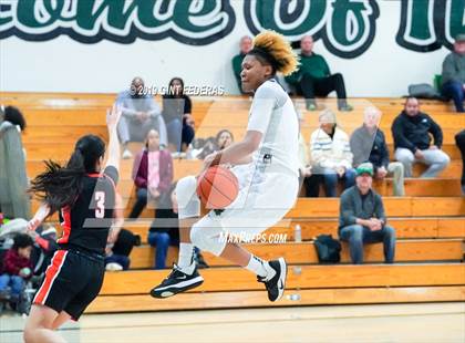 Thumbnail 3 in California vs. St. Mary's (Miramonte Showcase) photogallery.