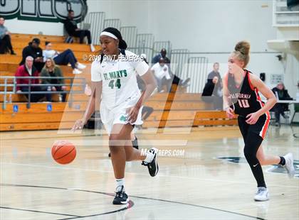 Thumbnail 2 in California vs. St. Mary's (Miramonte Showcase) photogallery.