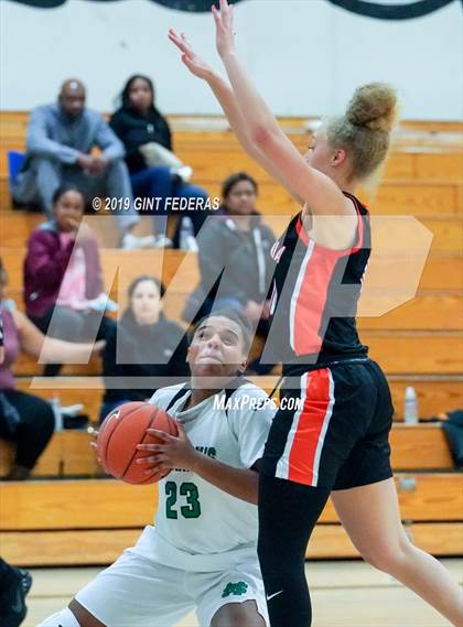 Thumbnail 1 in California vs. St. Mary's (Miramonte Showcase) photogallery.