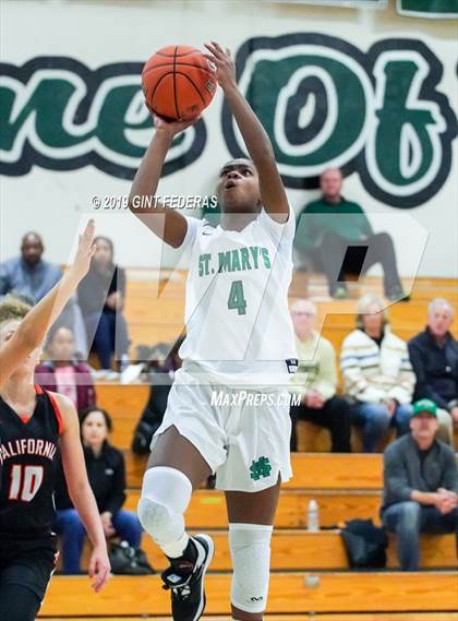 Thumbnail 2 in California vs. St. Mary's (Miramonte Showcase) photogallery.