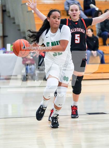 Thumbnail 1 in California vs. St. Mary's (Miramonte Showcase) photogallery.