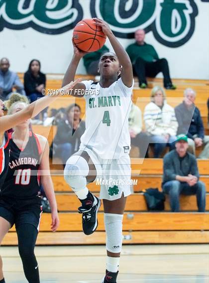 Thumbnail 1 in California vs. St. Mary's (Miramonte Showcase) photogallery.