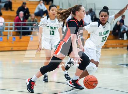 Thumbnail 2 in California vs. St. Mary's (Miramonte Showcase) photogallery.