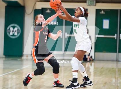 Thumbnail 3 in California vs. St. Mary's (Miramonte Showcase) photogallery.