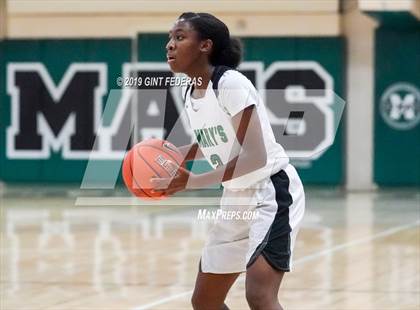 Thumbnail 3 in California vs. St. Mary's (Miramonte Showcase) photogallery.