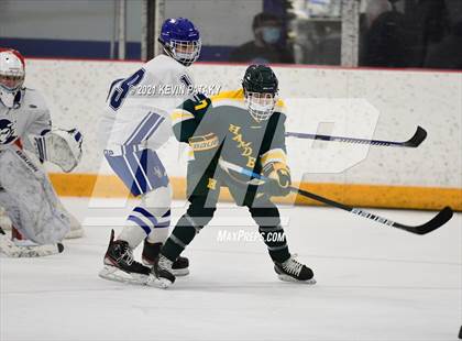 Thumbnail 3 in Hamden @ West Haven photogallery.