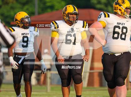 Thumbnail 3 in Ripley @ Lewisburg (Spring Game) photogallery.