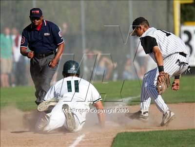Thumbnail 1 in De La Salle vs Monte Vista (3A Sec. Final) photogallery.