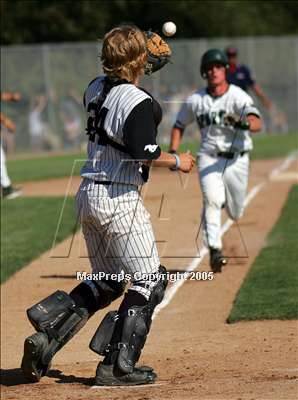 Thumbnail 3 in De La Salle vs Monte Vista (3A Sec. Final) photogallery.