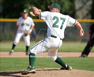 Thumbnail 2 in De La Salle vs Monte Vista (3A Sec. Final) photogallery.